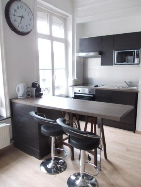 Отель Nationale Appart Hotel  Лилль